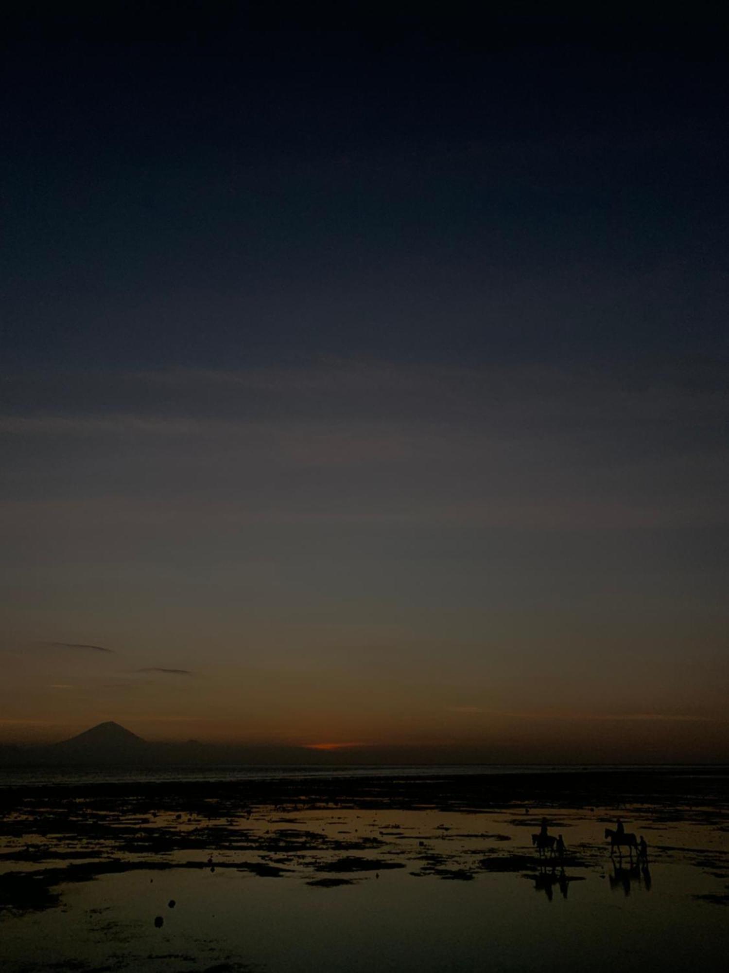 Gili Davidoff Skyline Hotel Gili Trawangan Buitenkant foto