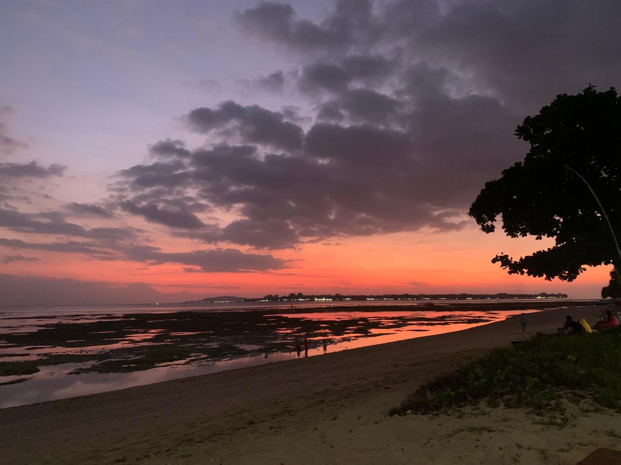 Gili Davidoff Skyline Hotel Gili Trawangan Buitenkant foto