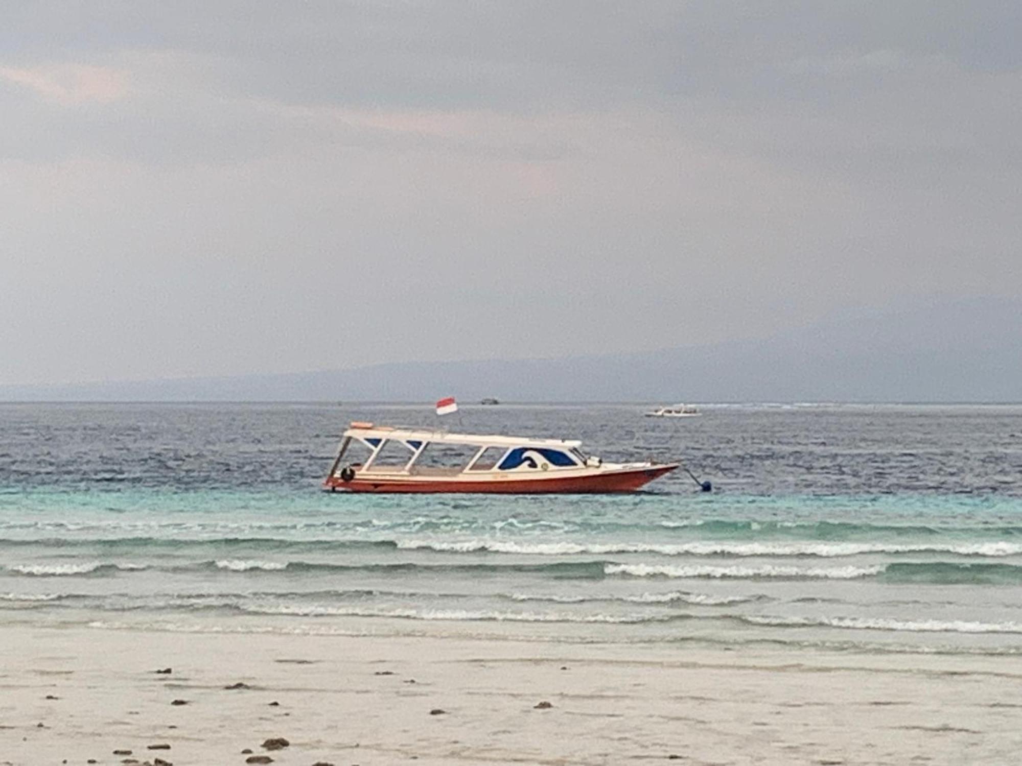 Gili Davidoff Skyline Hotel Gili Trawangan Buitenkant foto