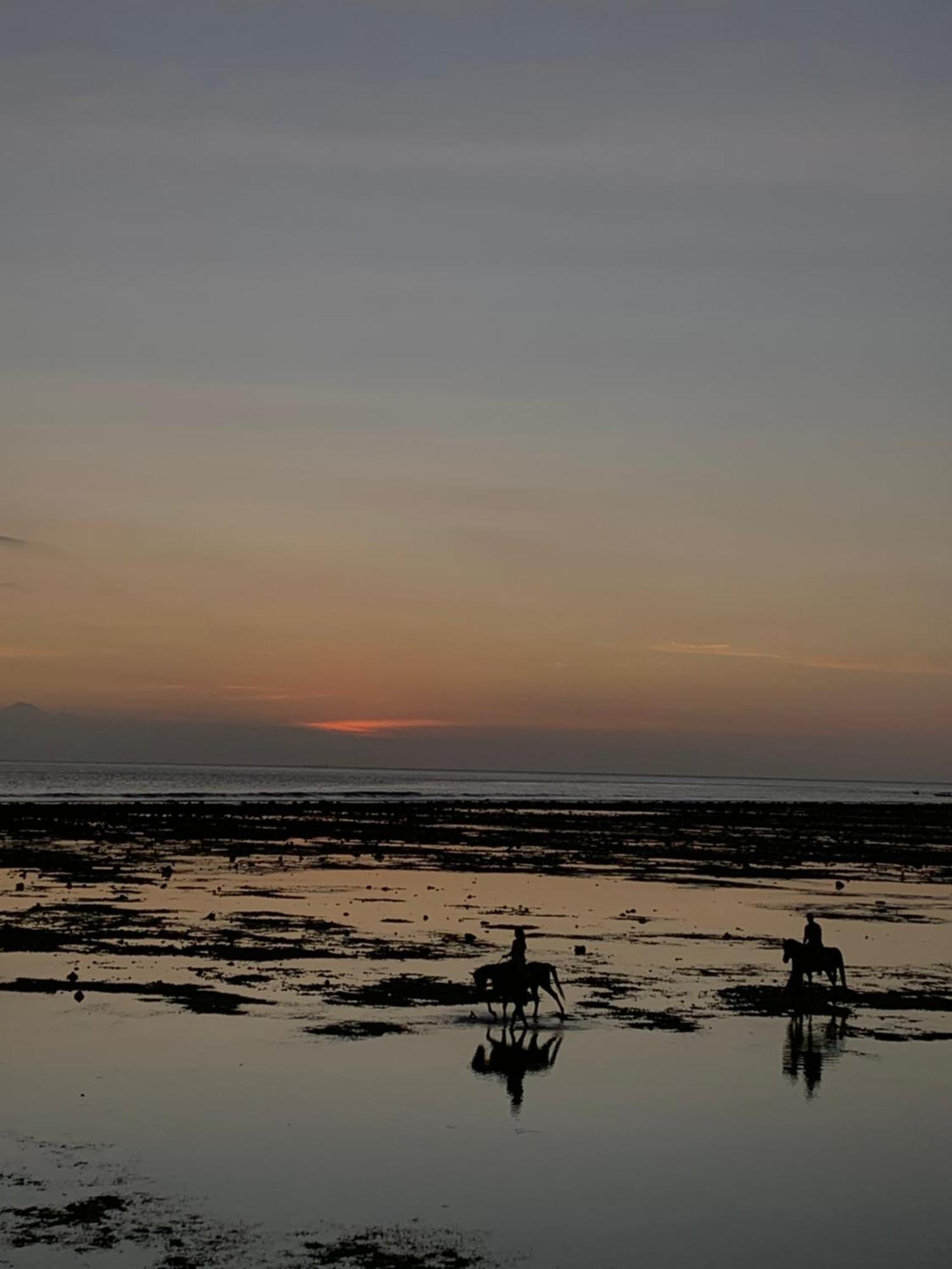 Gili Davidoff Skyline Hotel Gili Trawangan Buitenkant foto