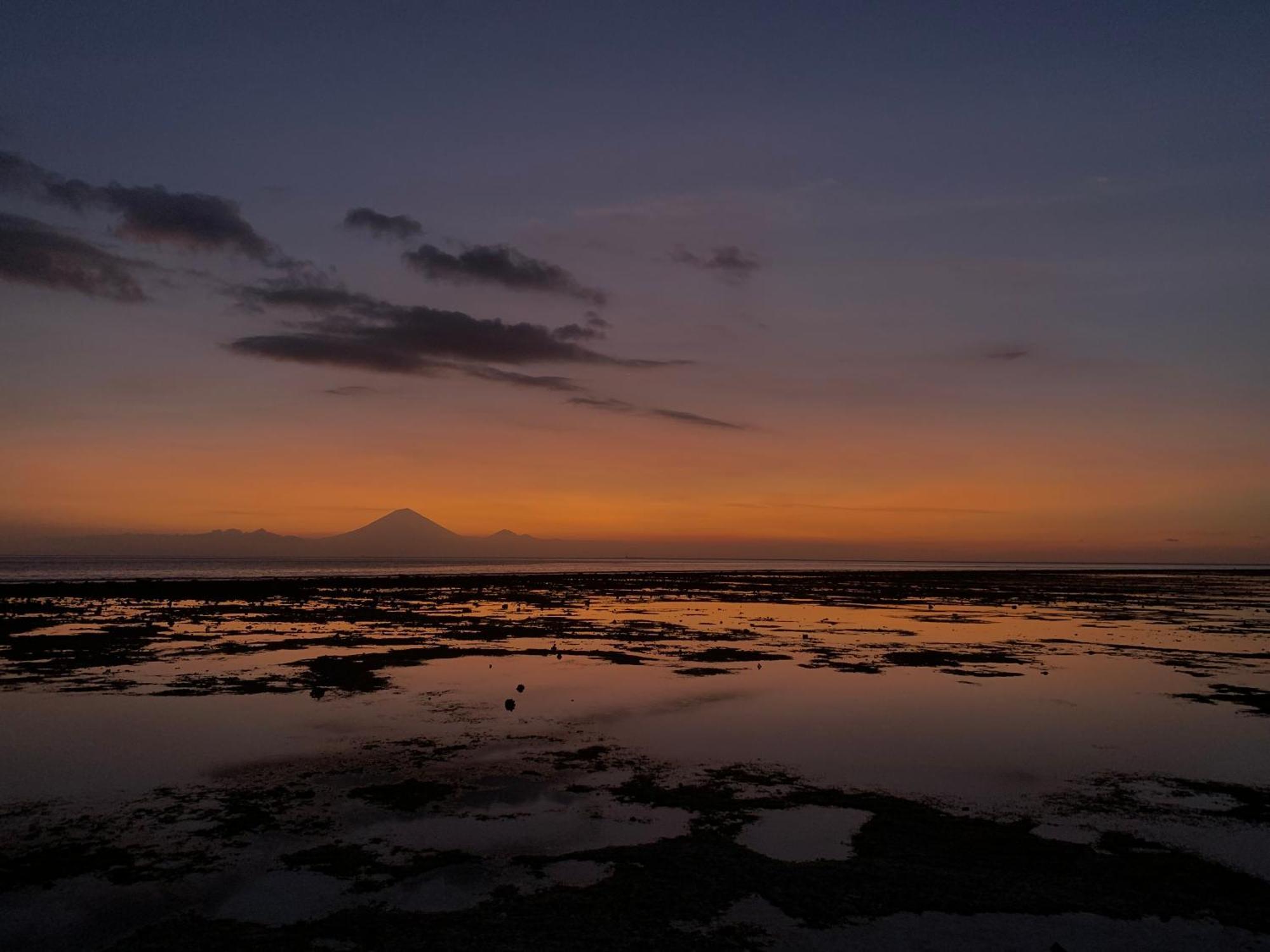 Gili Davidoff Skyline Hotel Gili Trawangan Buitenkant foto